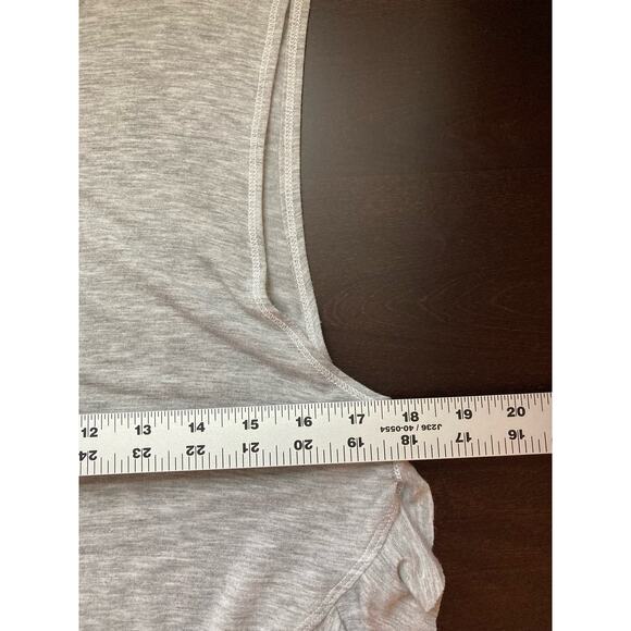 Free People We The Free Uptown Ruffle Tank Top Size S Gray V-Hem Casual Shirred - Picture 10 of 11